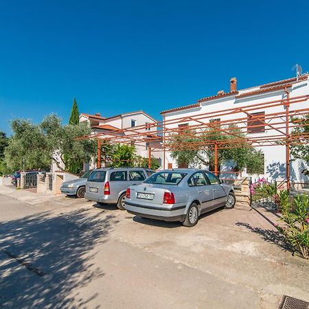 Apartments Dino Poreč Zewnętrze zdjęcie