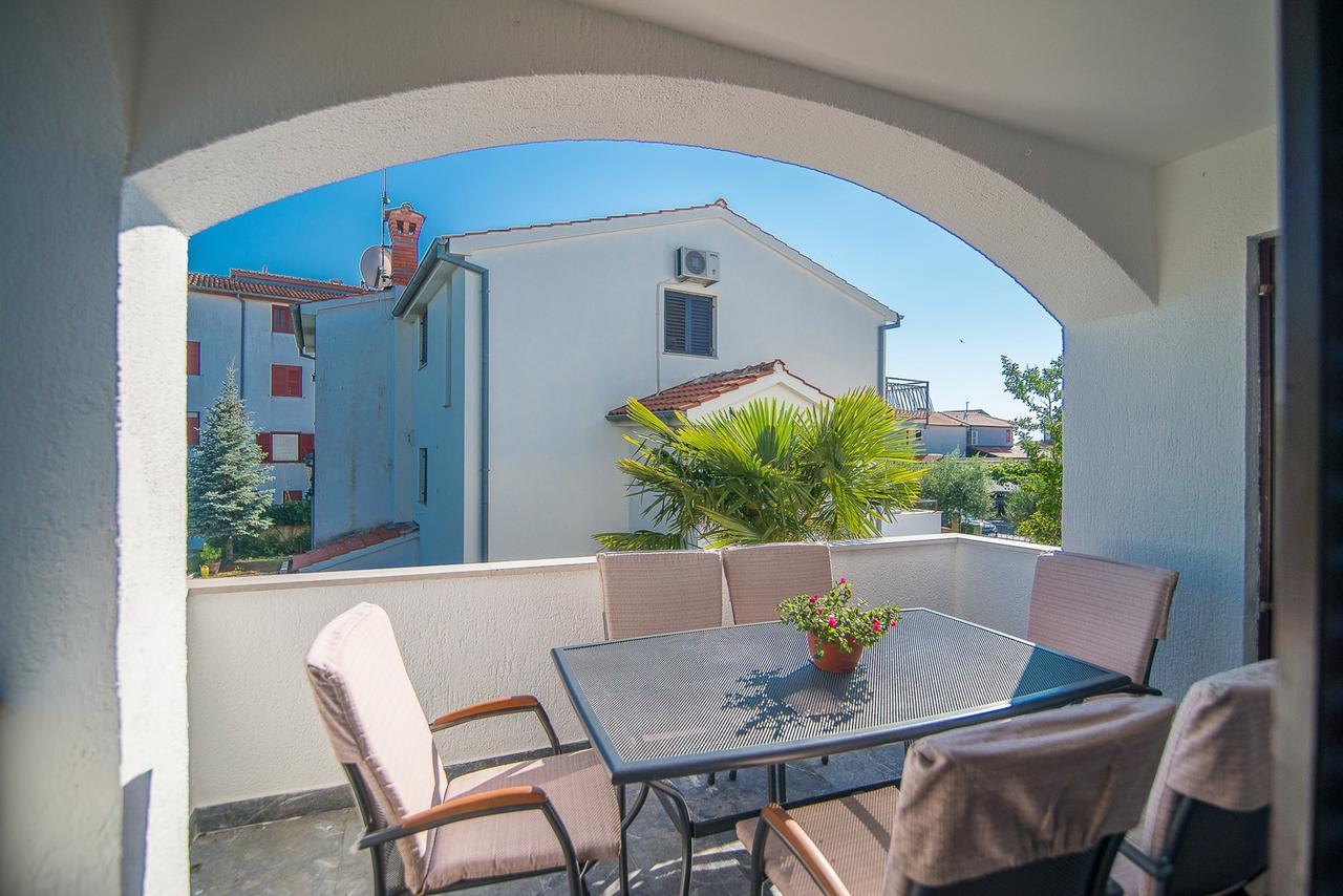 Apartments Dino Poreč Zewnętrze zdjęcie