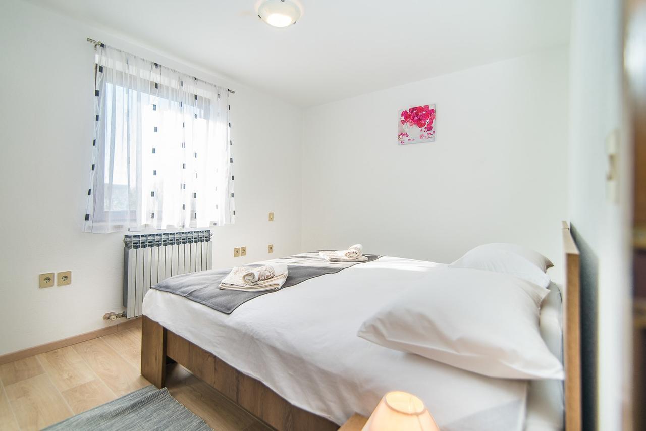 Apartments Dino Poreč Zewnętrze zdjęcie