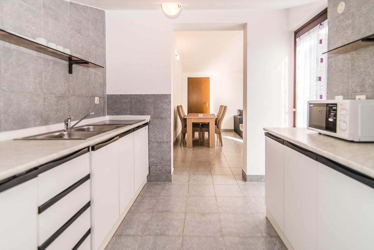 Apartments Dino Poreč Zewnętrze zdjęcie