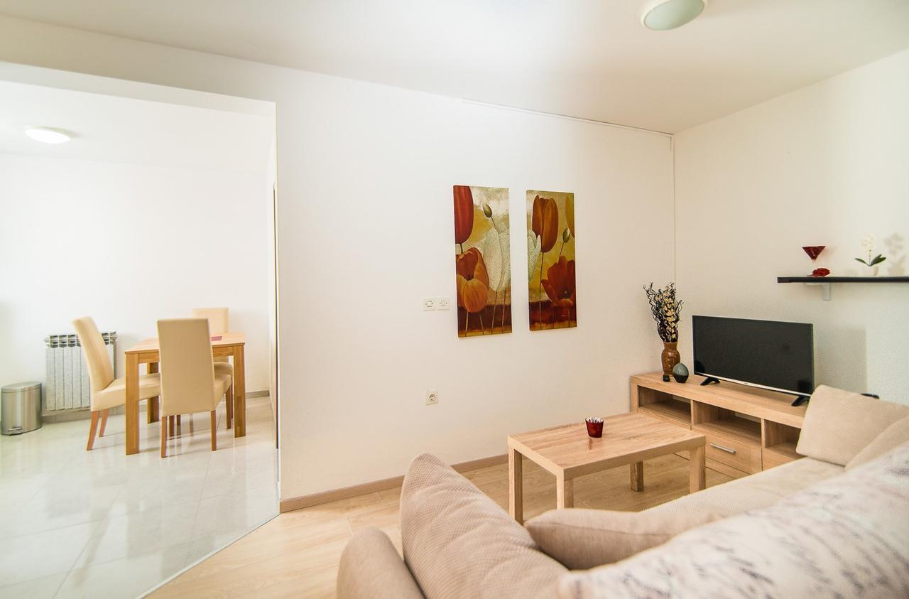 Apartments Dino Poreč Zewnętrze zdjęcie