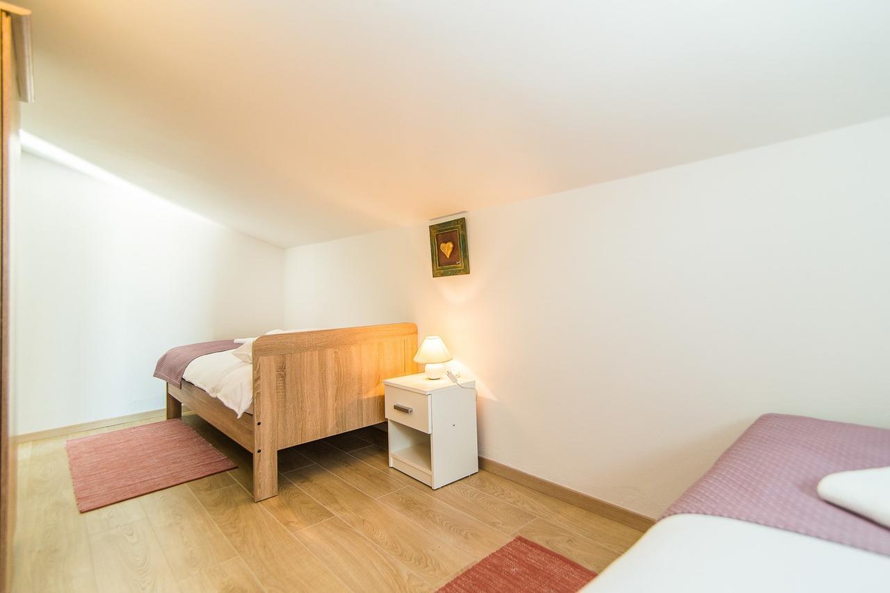Apartments Dino Poreč Zewnętrze zdjęcie