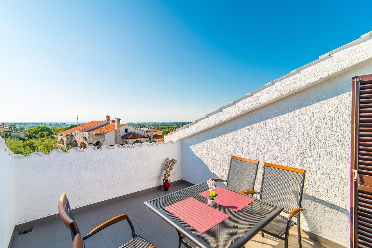 Apartments Dino Poreč Zewnętrze zdjęcie